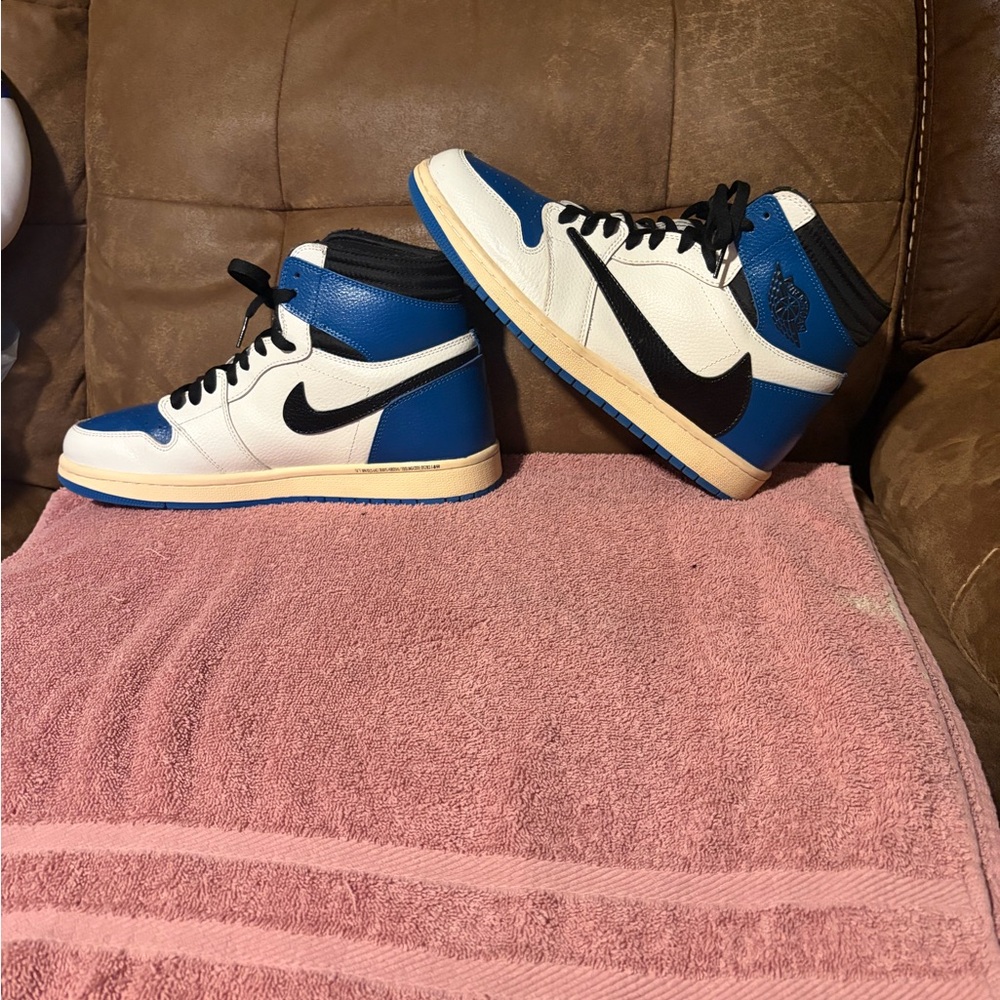 Men’s’🧔🏻♂️Jordan 1 Retro x Fragment Design x Travis Scott High Blue👟Sz 13 - Picture 3 of 10